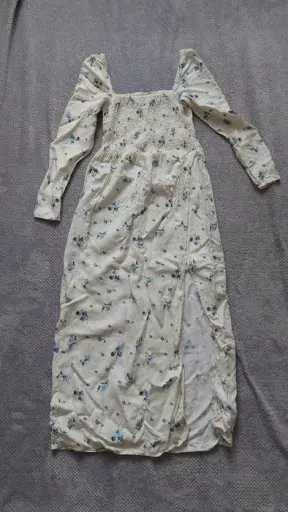 Product photo before AI processing in QuickSales